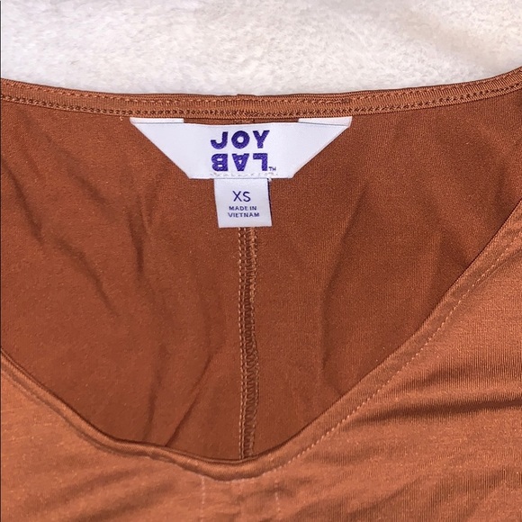 Active tee - Picture 3 of 3